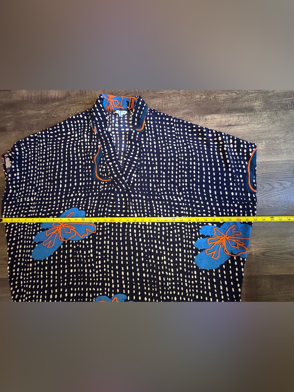 Bel Kazan V Neck  kimono-style Shirt Size S/M - Picture 7 of 7
